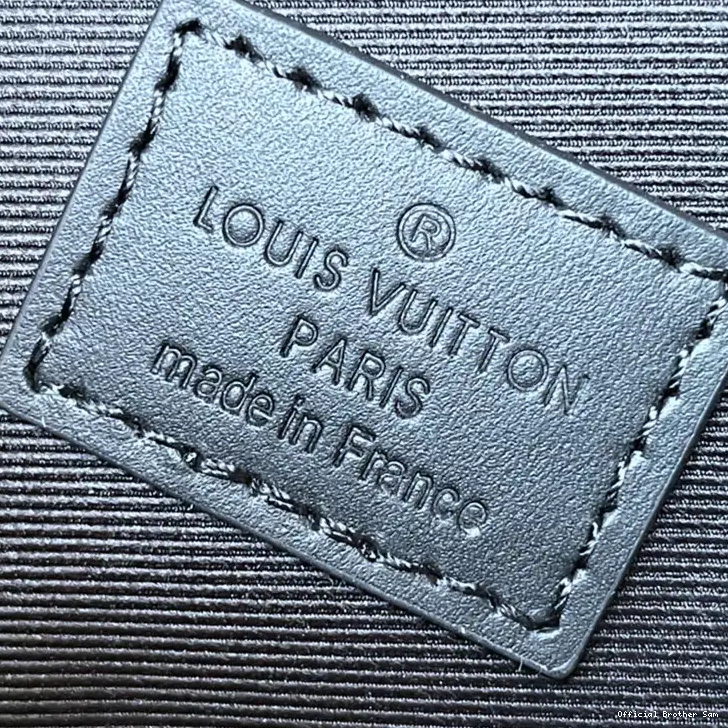 Official Brother Sam LV Bag 2212YZ0033 0821